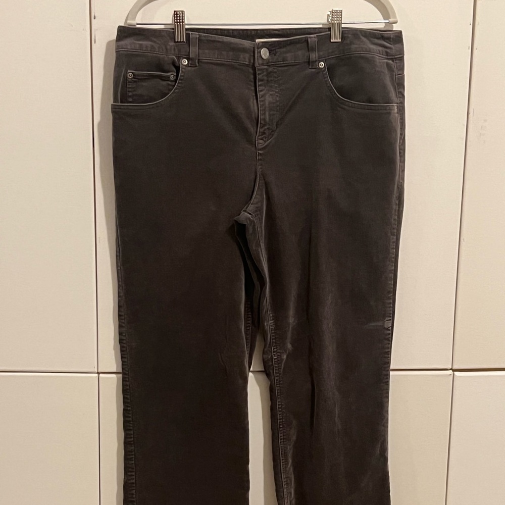 24. Jones New York Sport Stretch Gray Corduroy women’s pants. Size 12.
